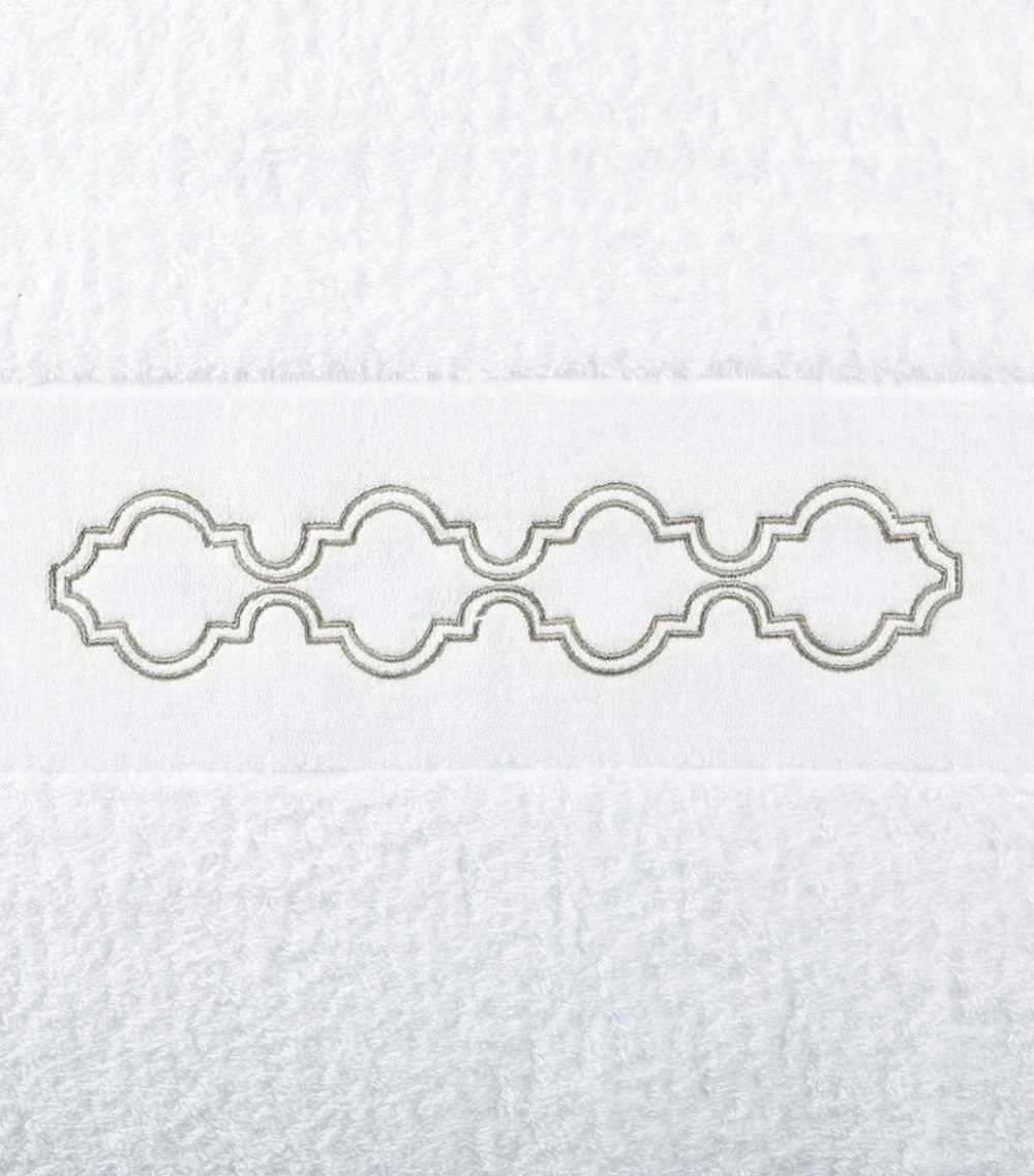 Budget β Abyss & Habidecor Chanti Bath Towel (70cm x 140cm) 109 SILVER Towels π 2 Budget β Abyss & Habidecor Chanti Bath Towel (70cm x 140cm) 109 SILVER Towels π - Image 2